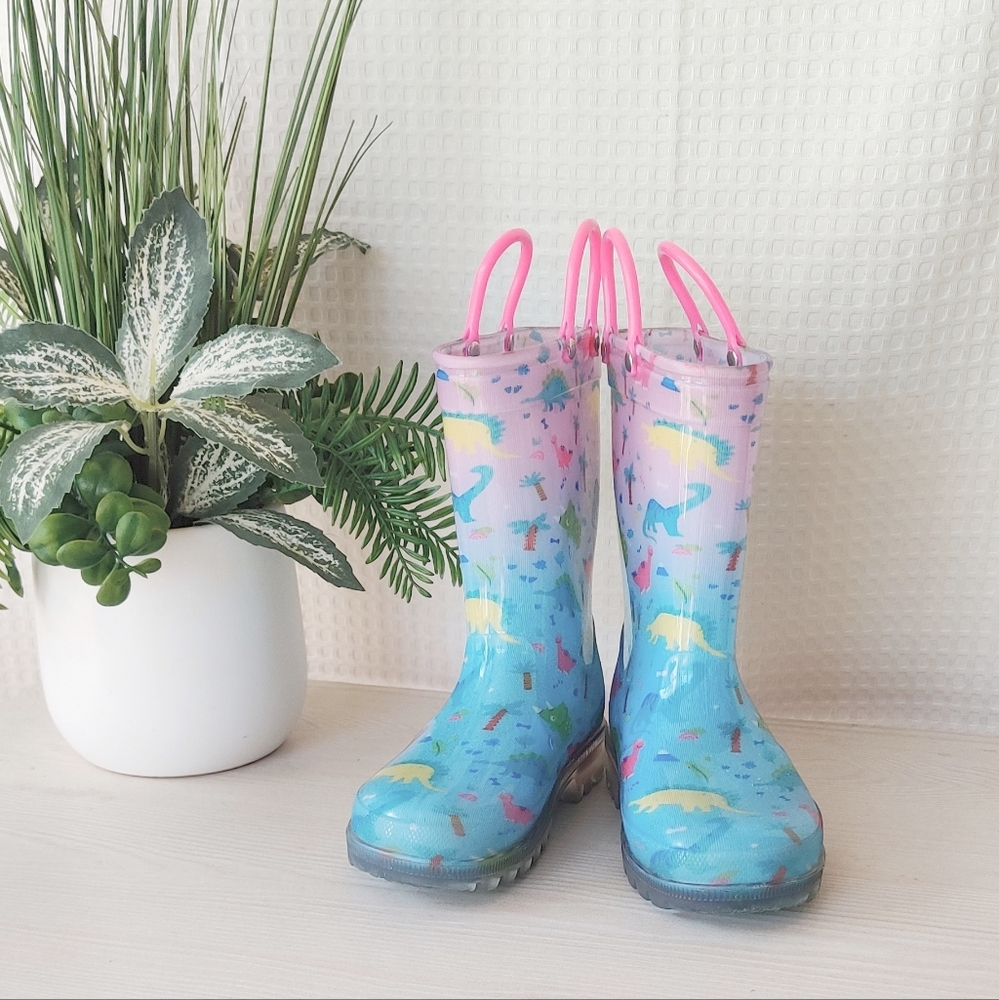 Kooshyshoo Girls Blue, Pink Gradient Light Up Dinosaur Rain boots Size 10